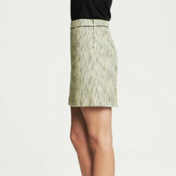 Banana Republic Tweed Mini Pencil Skirt - Picture 2 of 13